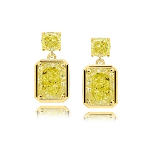 3.04 Ct Radiant Cut Diamond Ring in 18K Yellow Gold