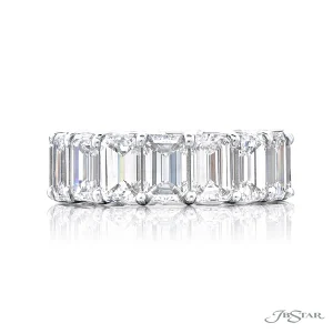 Emerald Cut Diamond Ring in Platinum