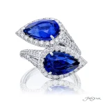 Pear Cut Diamond Ring in Platinum