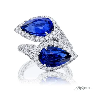 Pear Cut Diamond Ring in Platinum